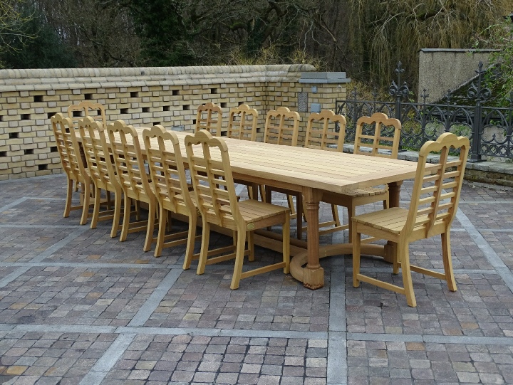 Sissinghurst Chairs & Refectory Table