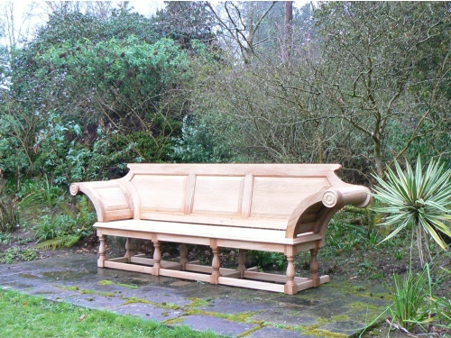Extra Large Seat - Kentian Style at the Tyntesfield National Trust