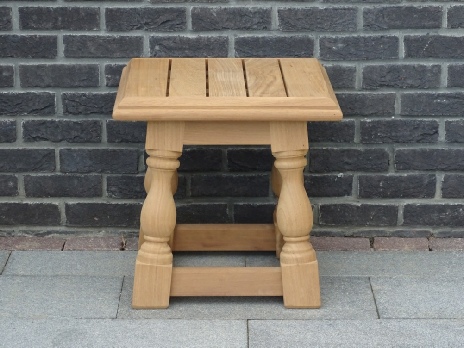 Kentian Square Stoll / Coffee table (Splayed Kentian Turned Legs)